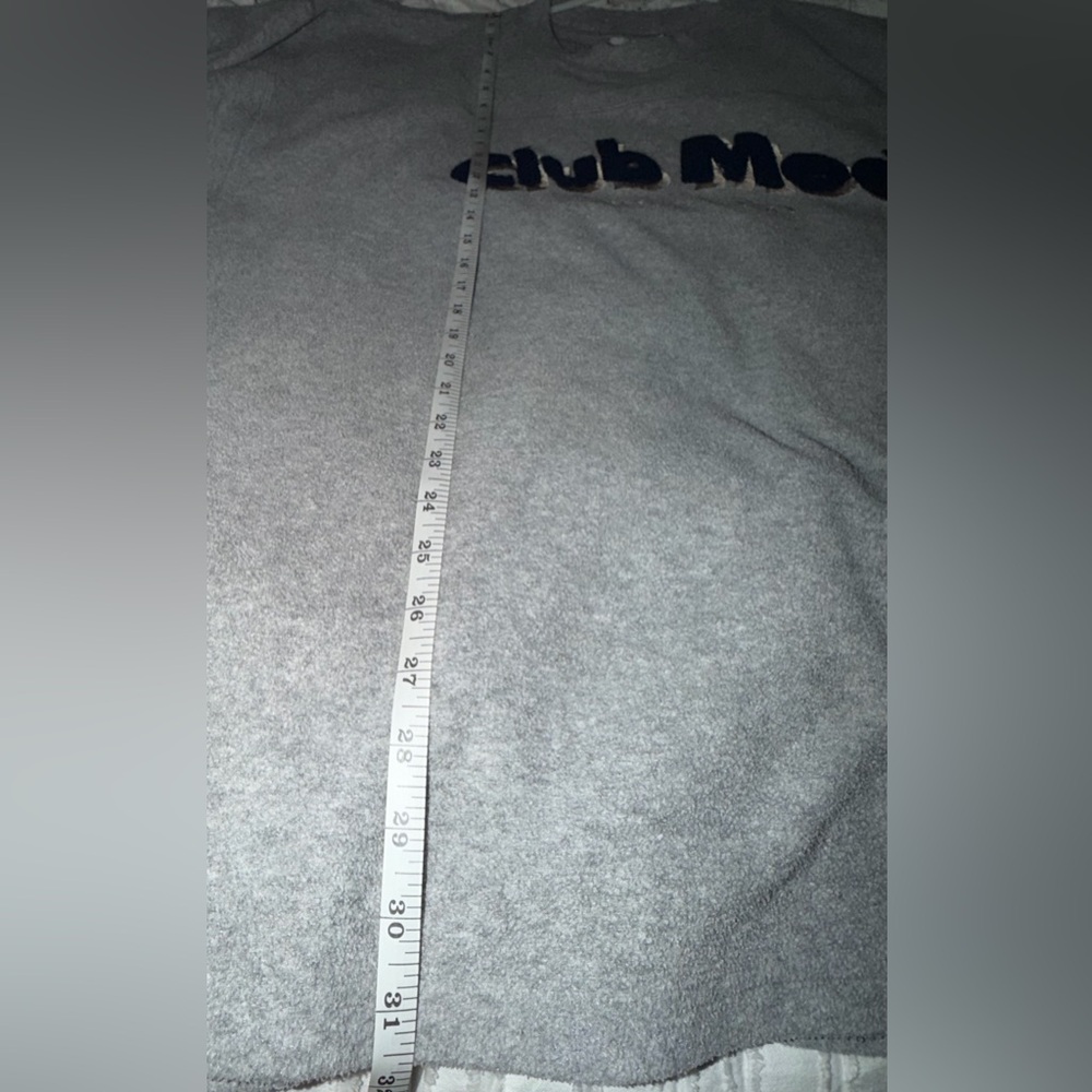 Vintage 90s Club Med "Since 1950"
Embroidered Fleece Crewneck - XL Gray - Picture 8 of 8